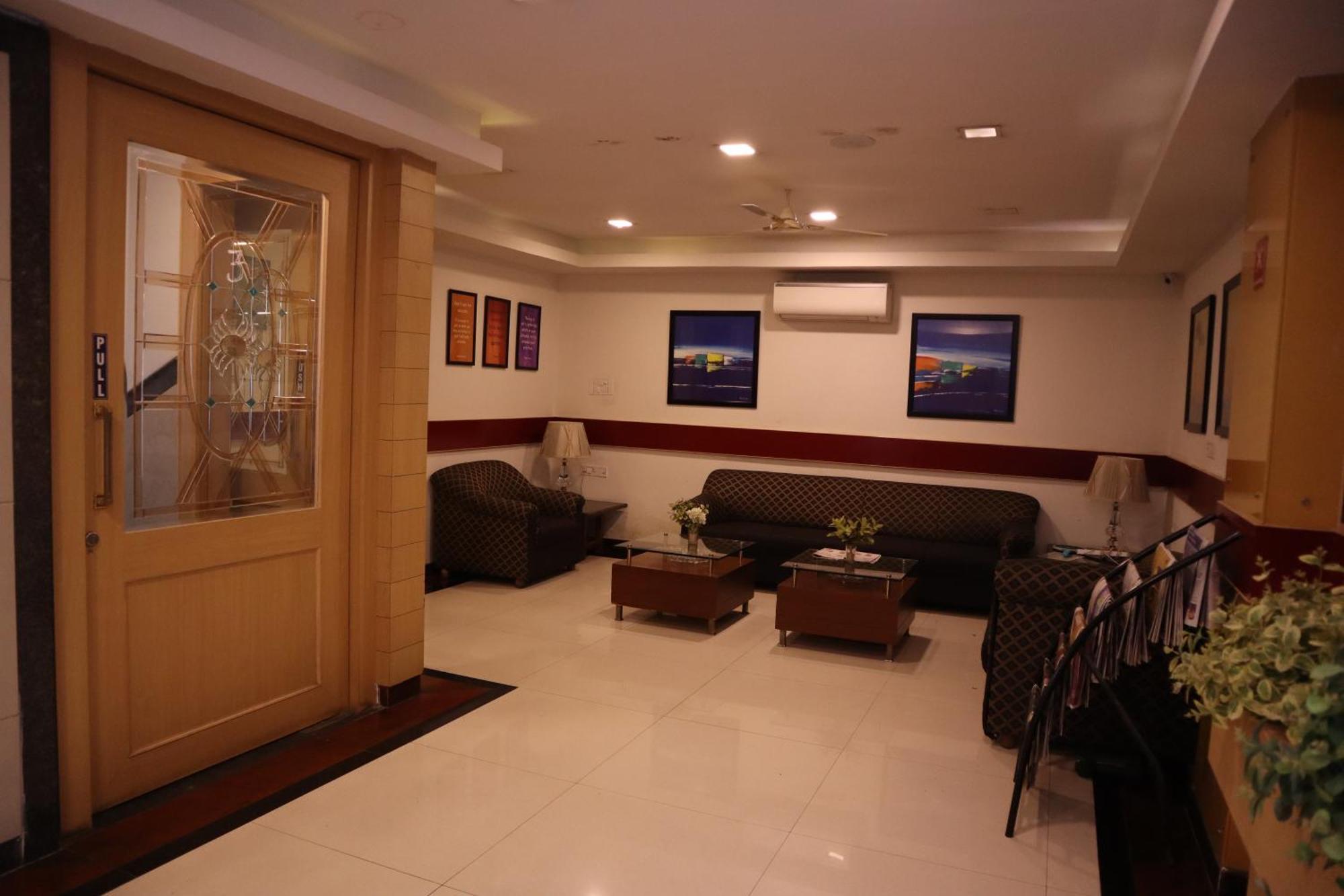 Sri Sai Ram Suites 班加罗尔 外观 照片