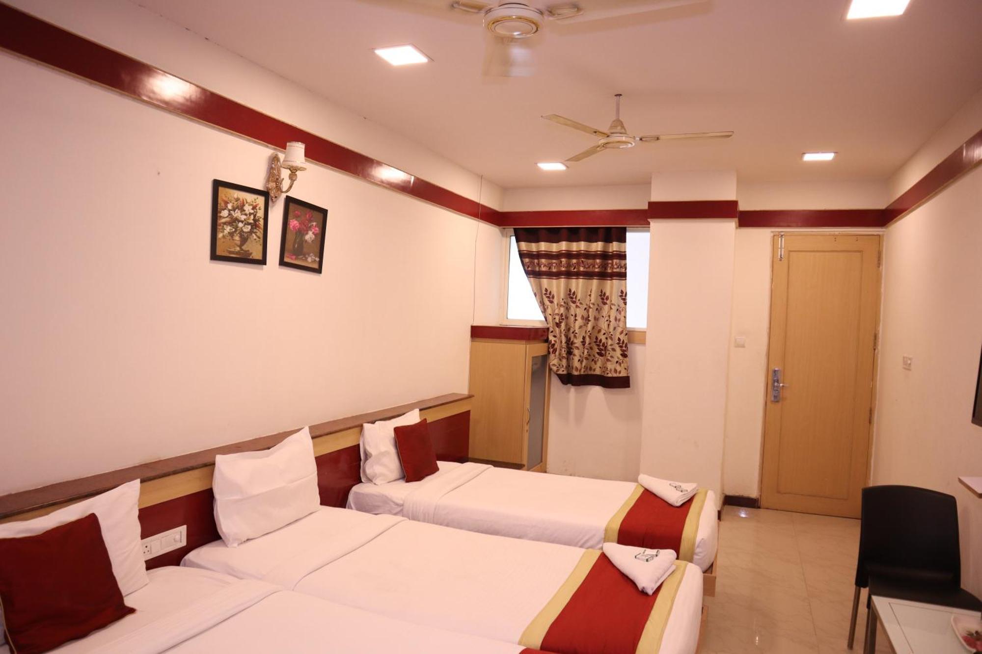 Sri Sai Ram Suites 班加罗尔 外观 照片