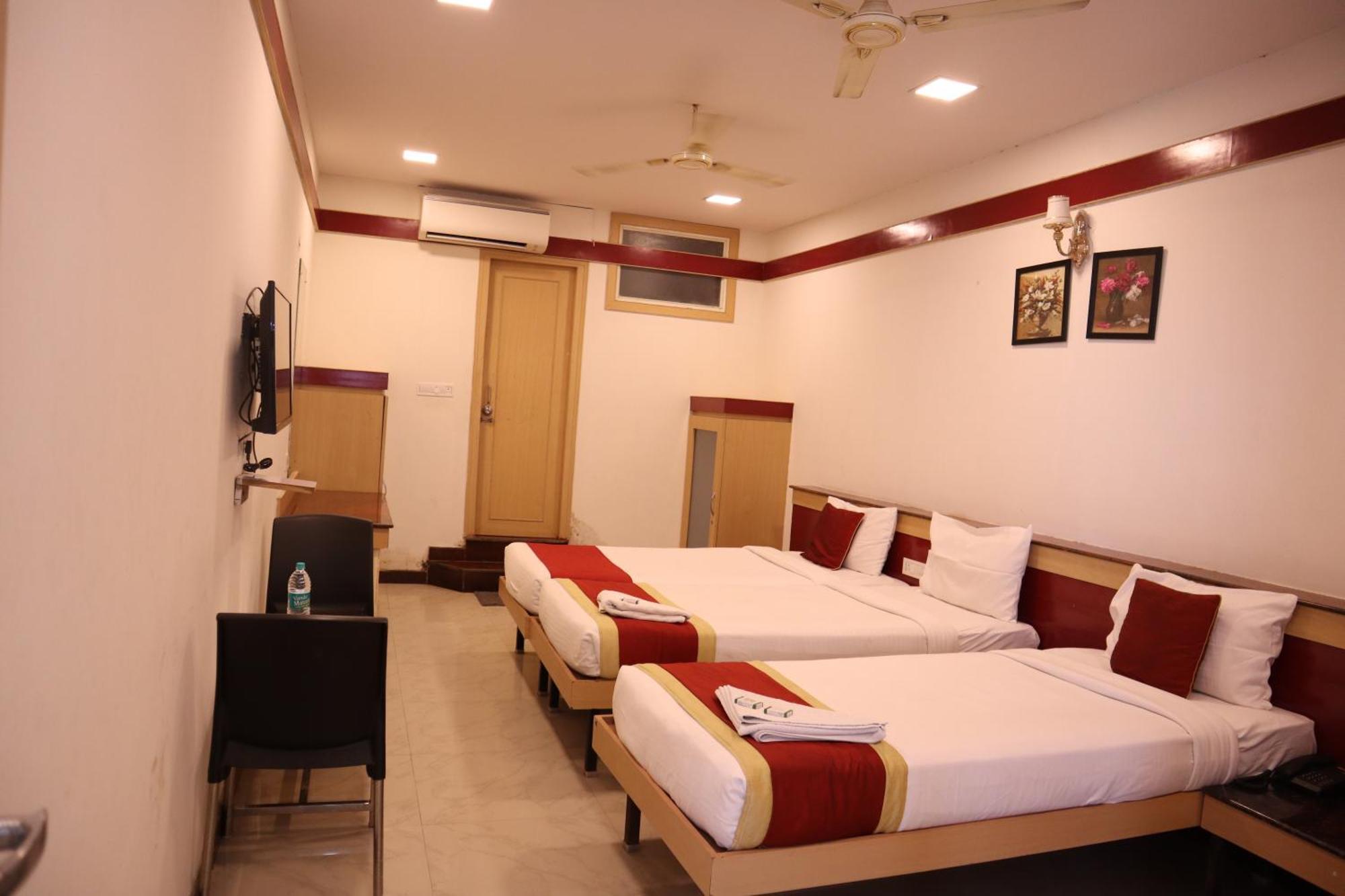Sri Sai Ram Suites 班加罗尔 外观 照片