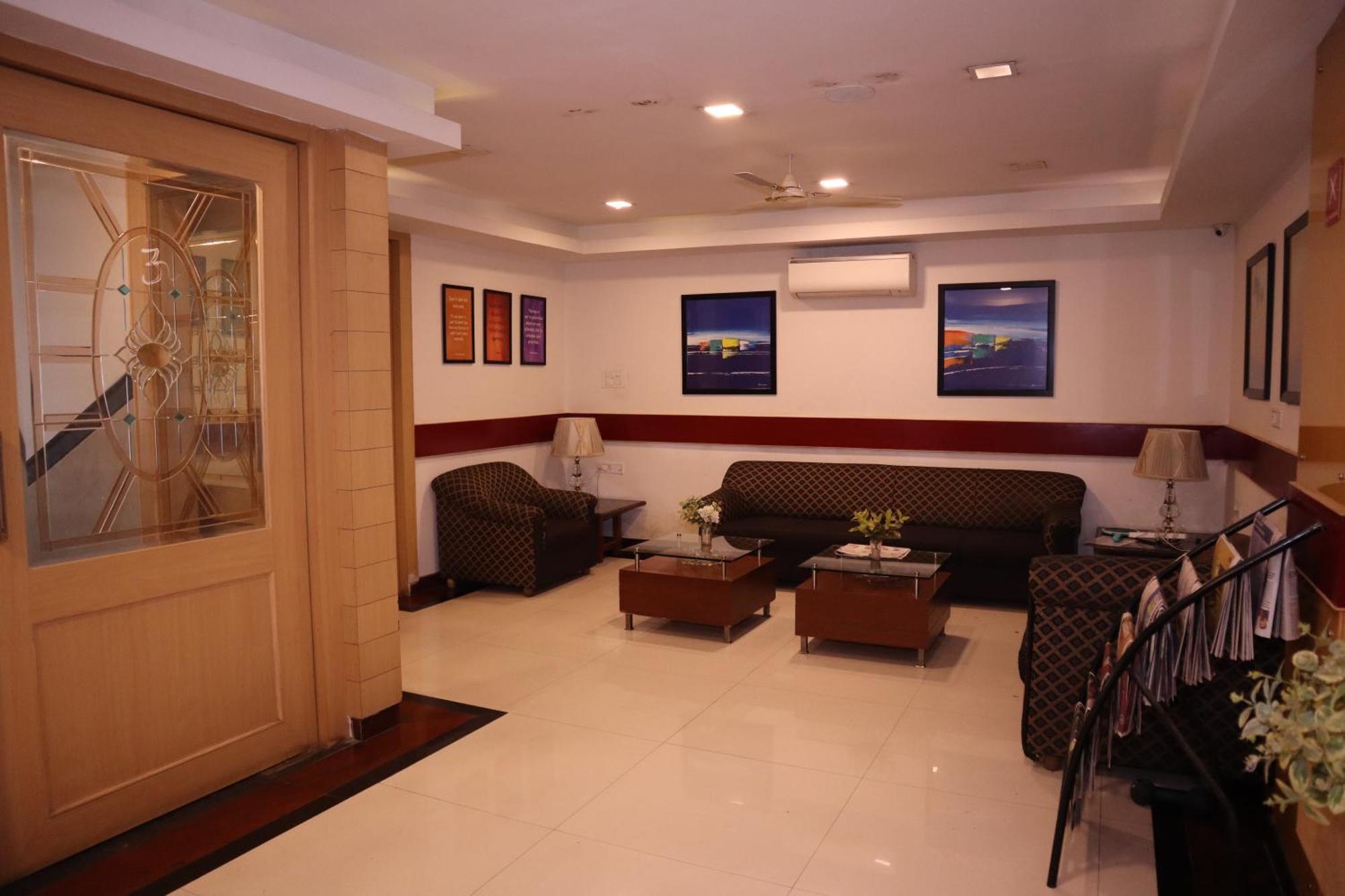 Sri Sai Ram Suites 班加罗尔 外观 照片