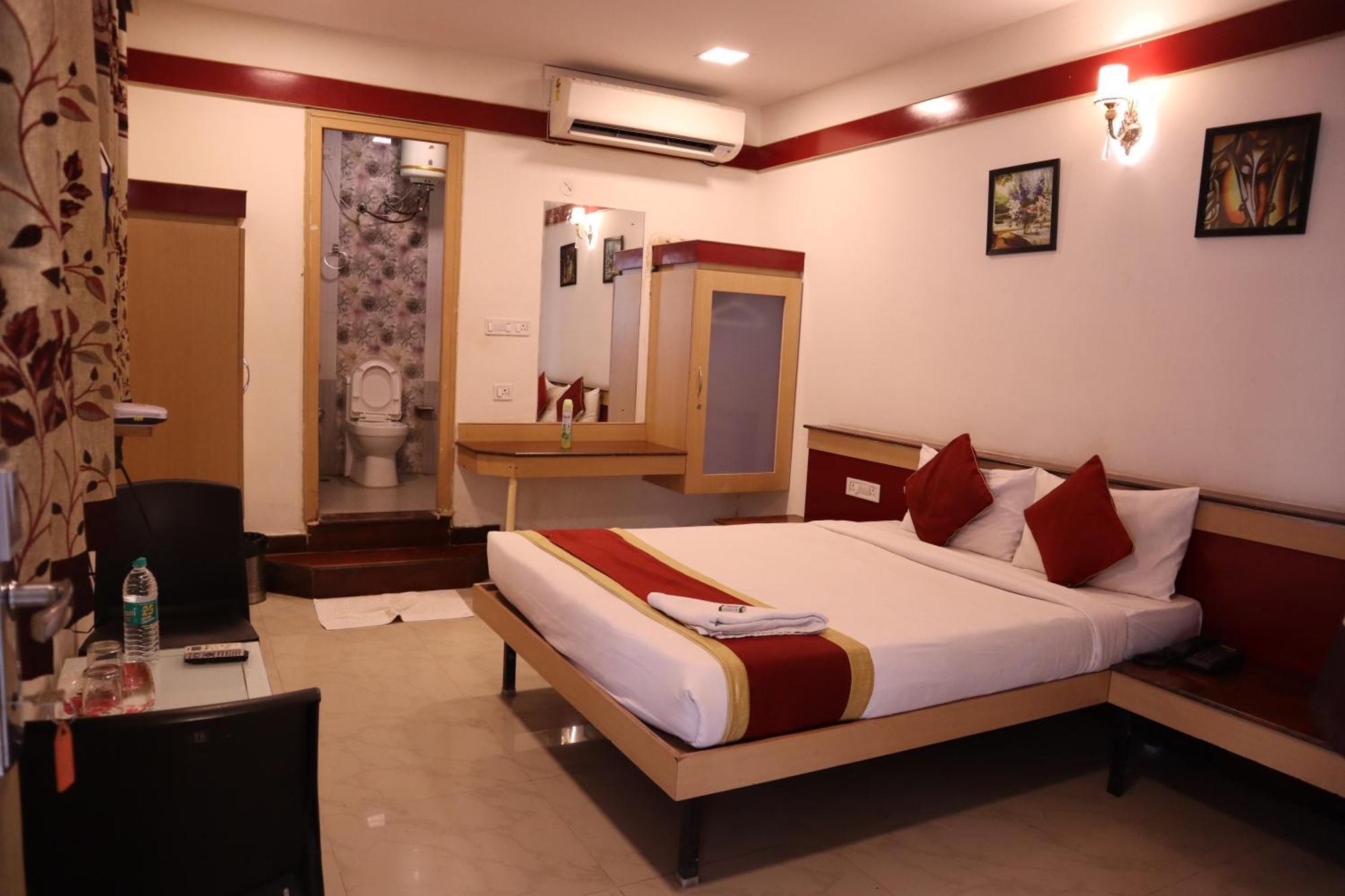 Sri Sai Ram Suites 班加罗尔 外观 照片