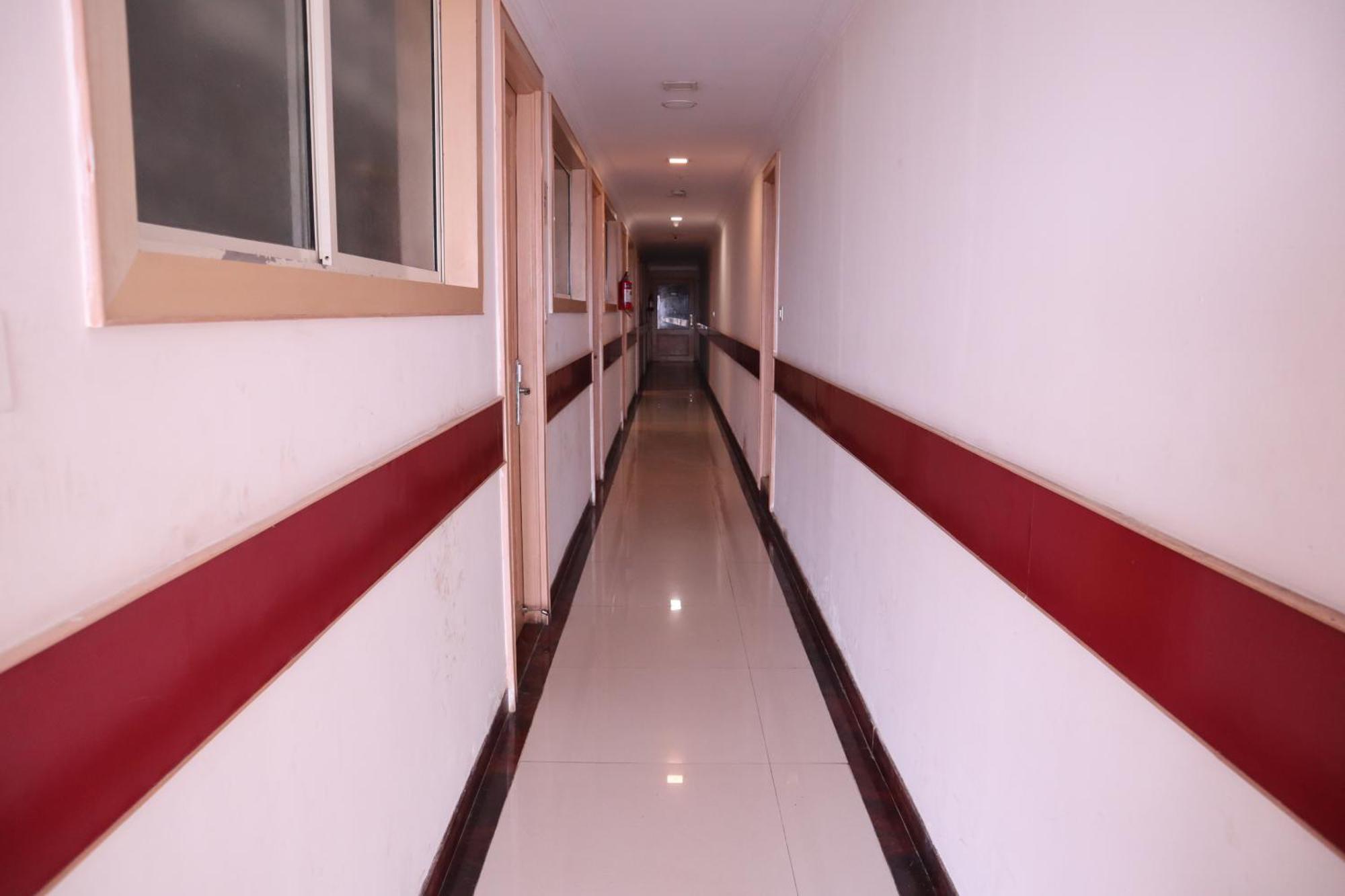 Sri Sai Ram Suites 班加罗尔 外观 照片