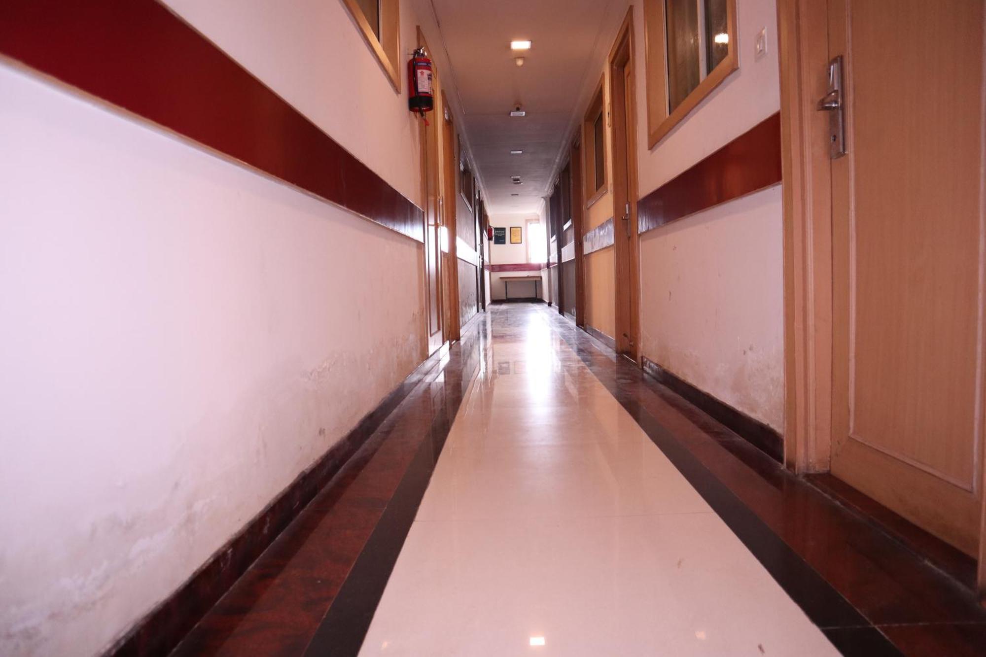 Sri Sai Ram Suites 班加罗尔 外观 照片